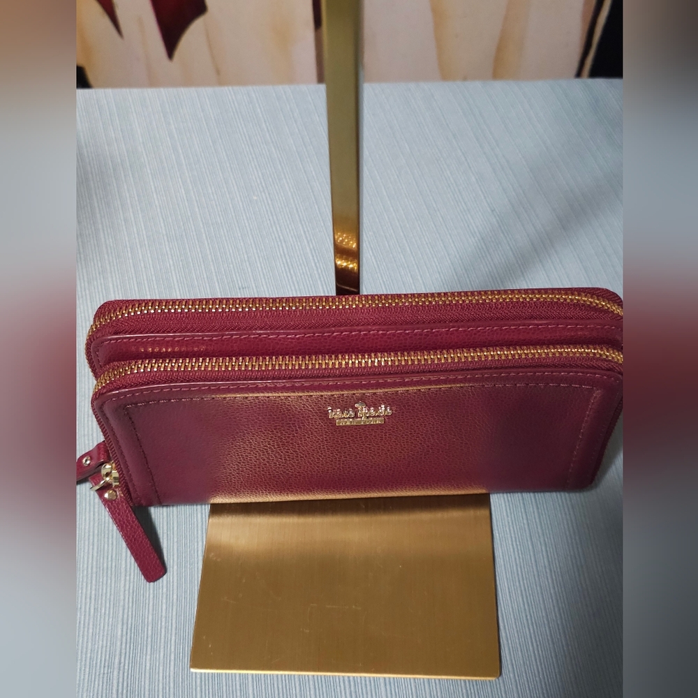 Kate Spade Wristlet - Picture 2 of 7